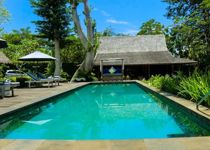 Chanteak Bali - White House 1